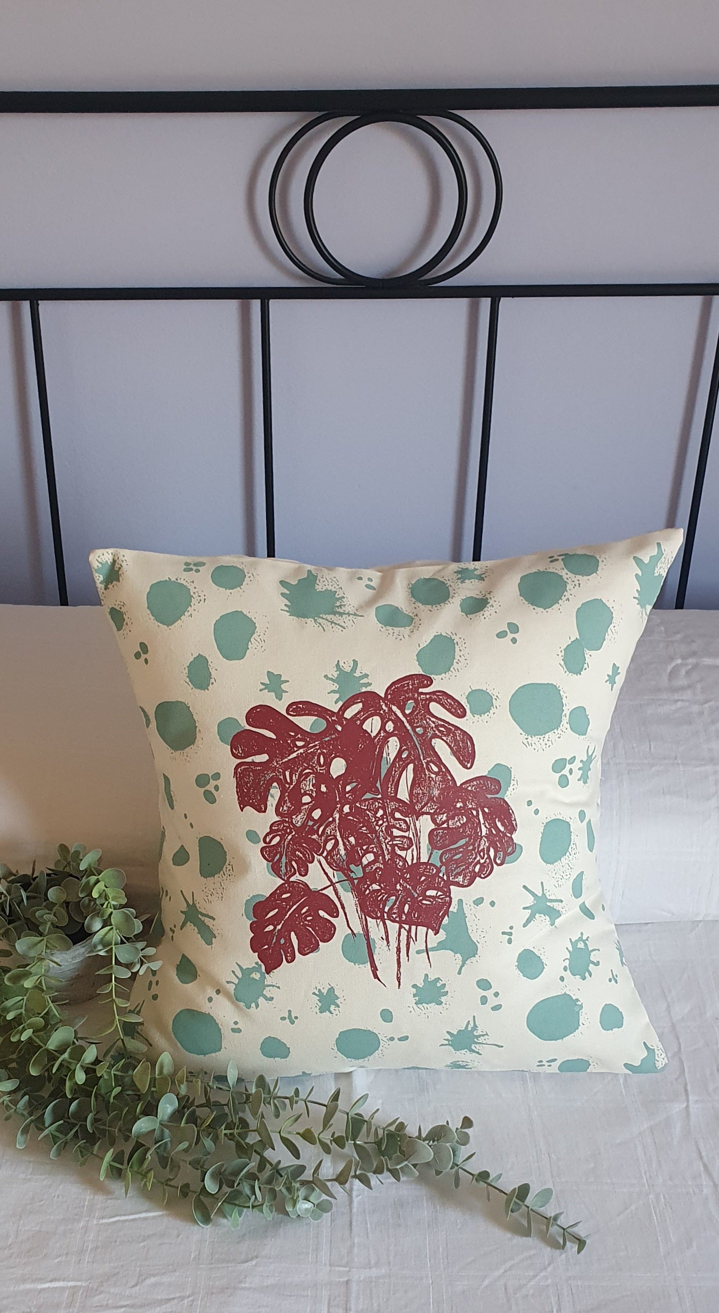 Cojin Monstera